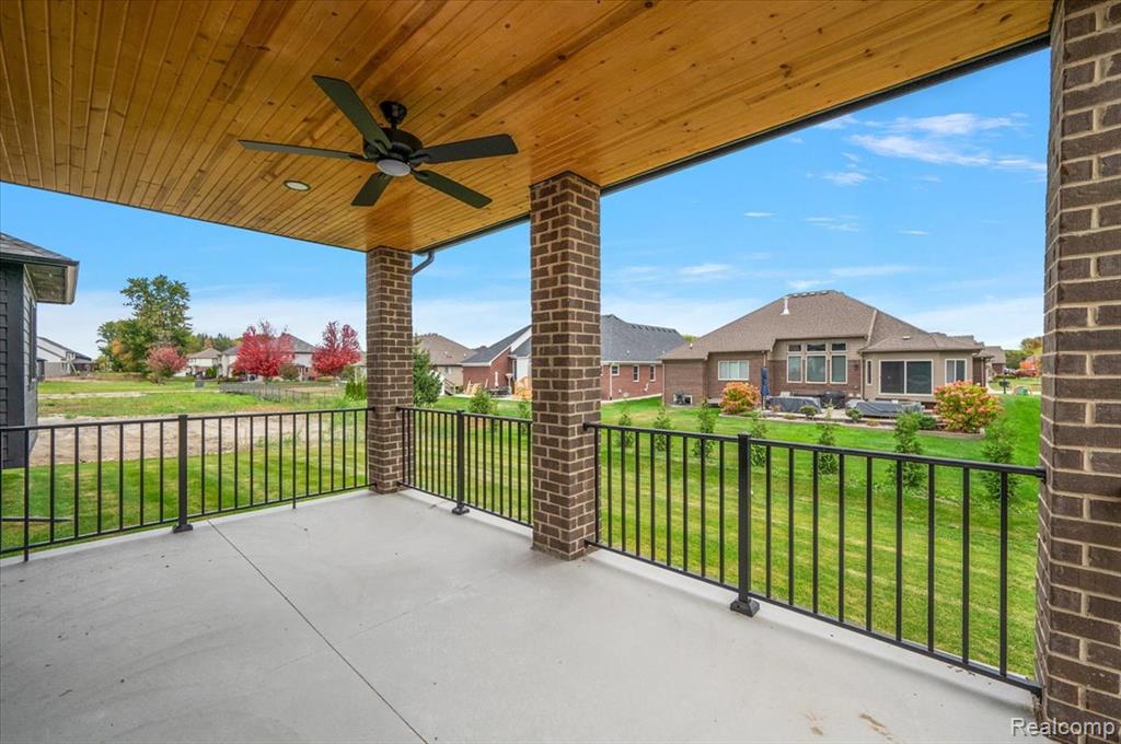 50352 Mistwood Drive, Macomb, MI 48042 — Photo 24