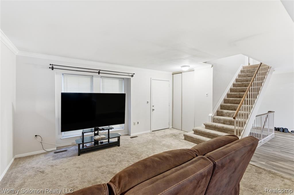 22415 Cranbrooke Drive, Novi, MI — Photo 4
