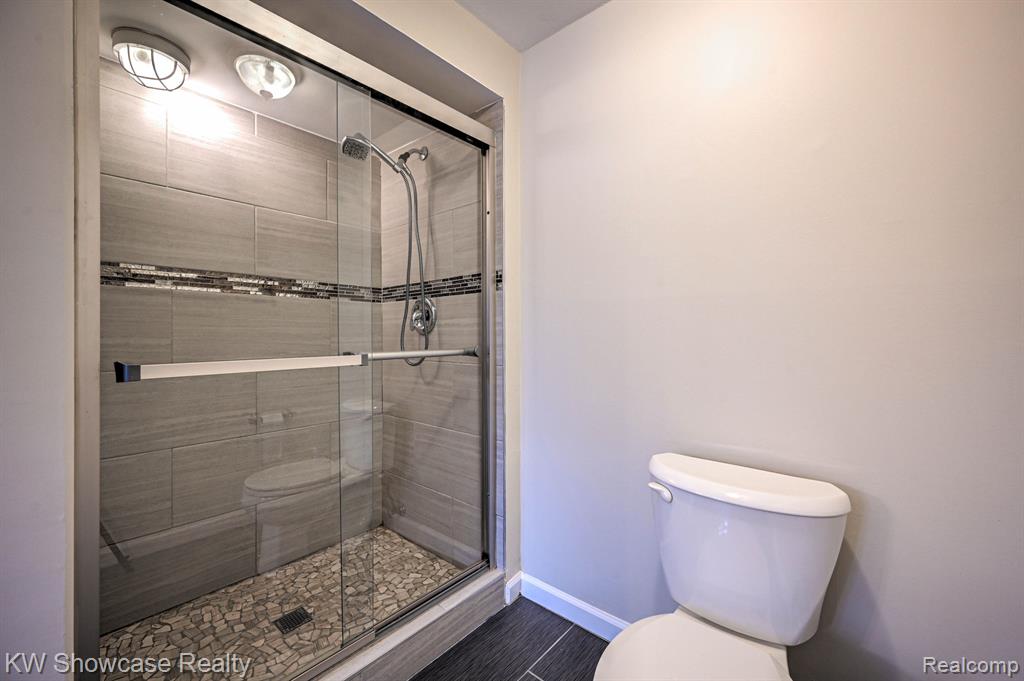 4238 STILL MEADOW Lane, West Bloomfield, MI 48323 — Photo 36