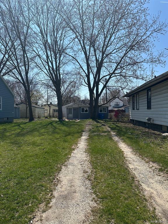 8646 STUDEBAKER Avenue, Warren, MI 48089 — Photo 3