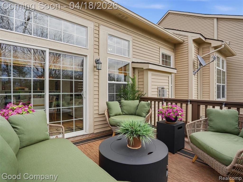 607 Poplar Court, Rochester Hills, MI 48306 — Photo 13