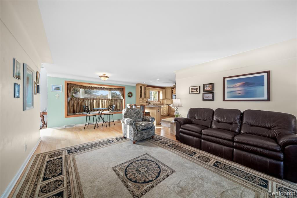 7214 Cardinal Street, Clay, MI 48001 — Photo 22
