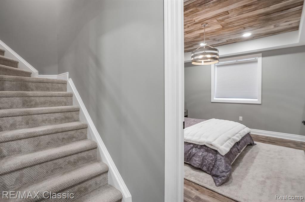 50757 CALVERT ISLE Drive, Novi, MI — Photo 51