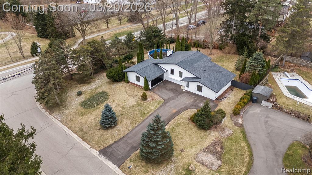 7811 Caberfae Trail, Clarkston, MI 48348 — Photo 8