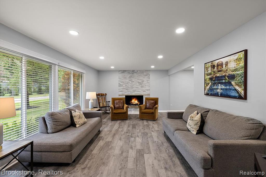 711 Hickory Heights Drive, Bloomfield Hills, MI 48304 — Photo 6