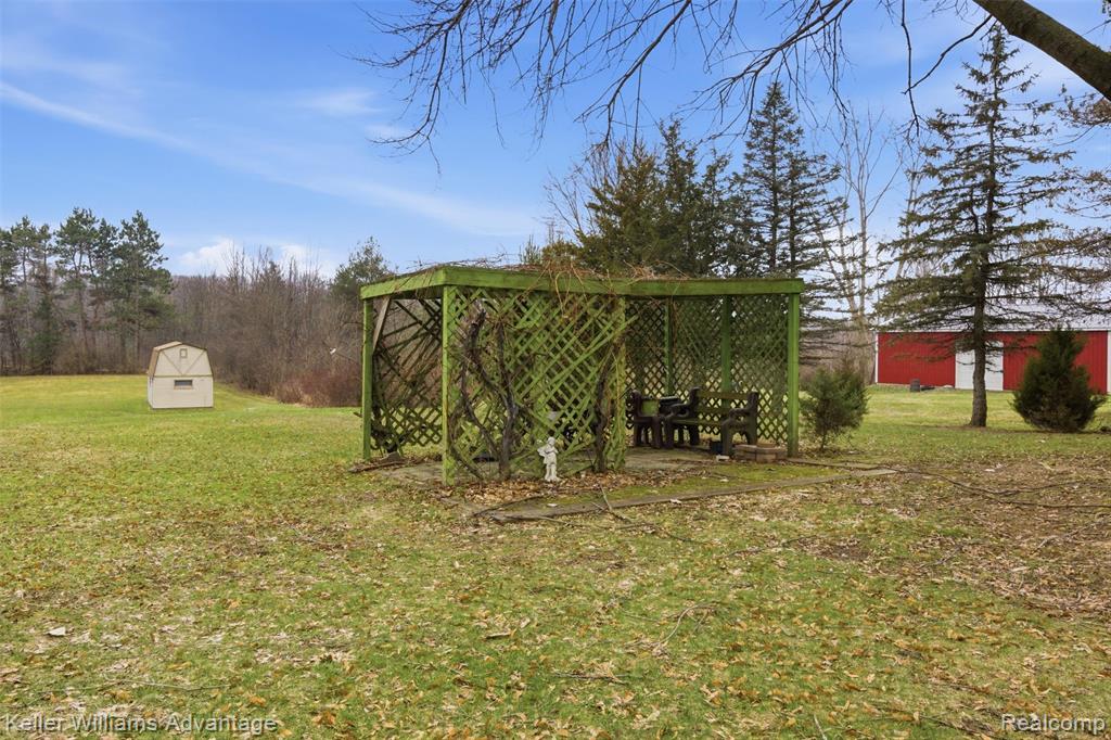 7670 7 Mile Road, Northville, MI, 48167