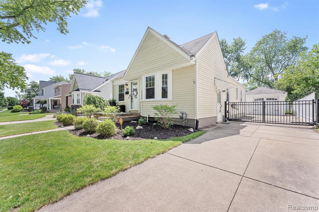 2841 Royal Avenue, Berkley, MI 48072 — Photo 3