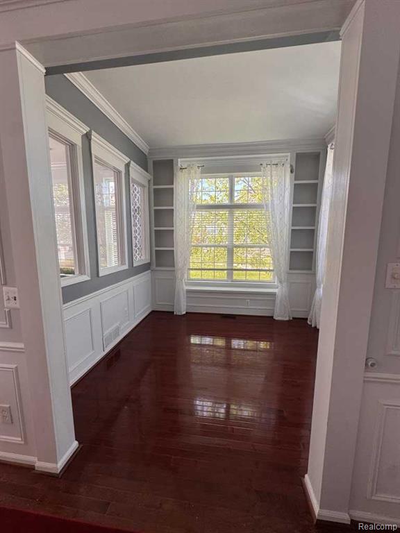 124 Champlain Boulevard, Howell, MI 48843 — Photo 6