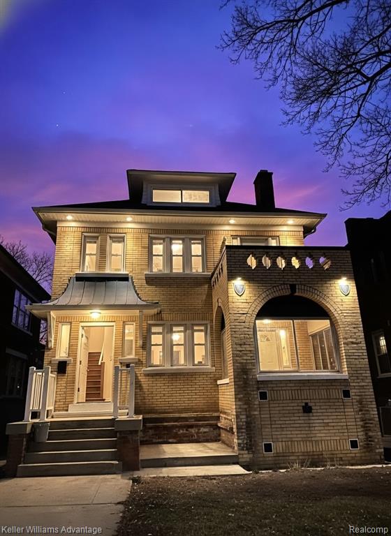 2030 Hazelwood Street