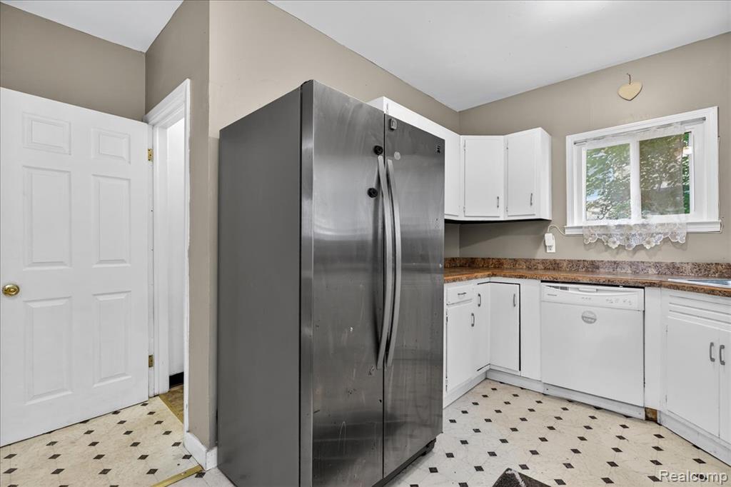 808 Marquette Street, Flint, MI 48504 — Photo 13