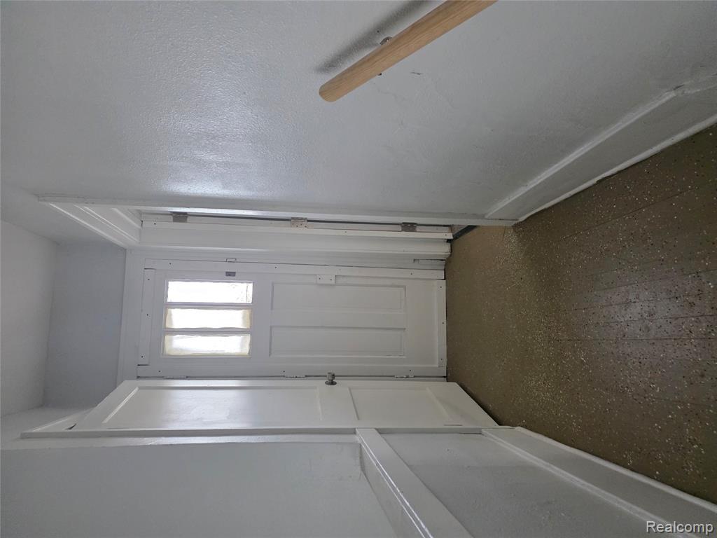 2498 Glendale Street - Photo 5