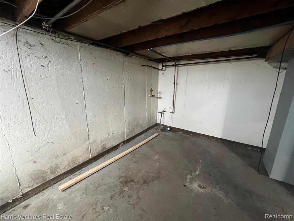 15732-34 Meyers Road, Detroit, MI 48227 — Photo 14