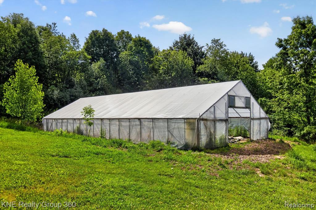 4884 Piersonville Road, Columbiaville, MI 48421 — Photo 45