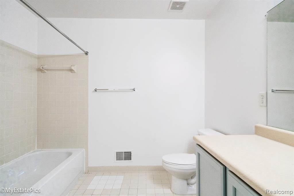 41777 MITCHELL Road, Novi, MI 48377 — Photo 18