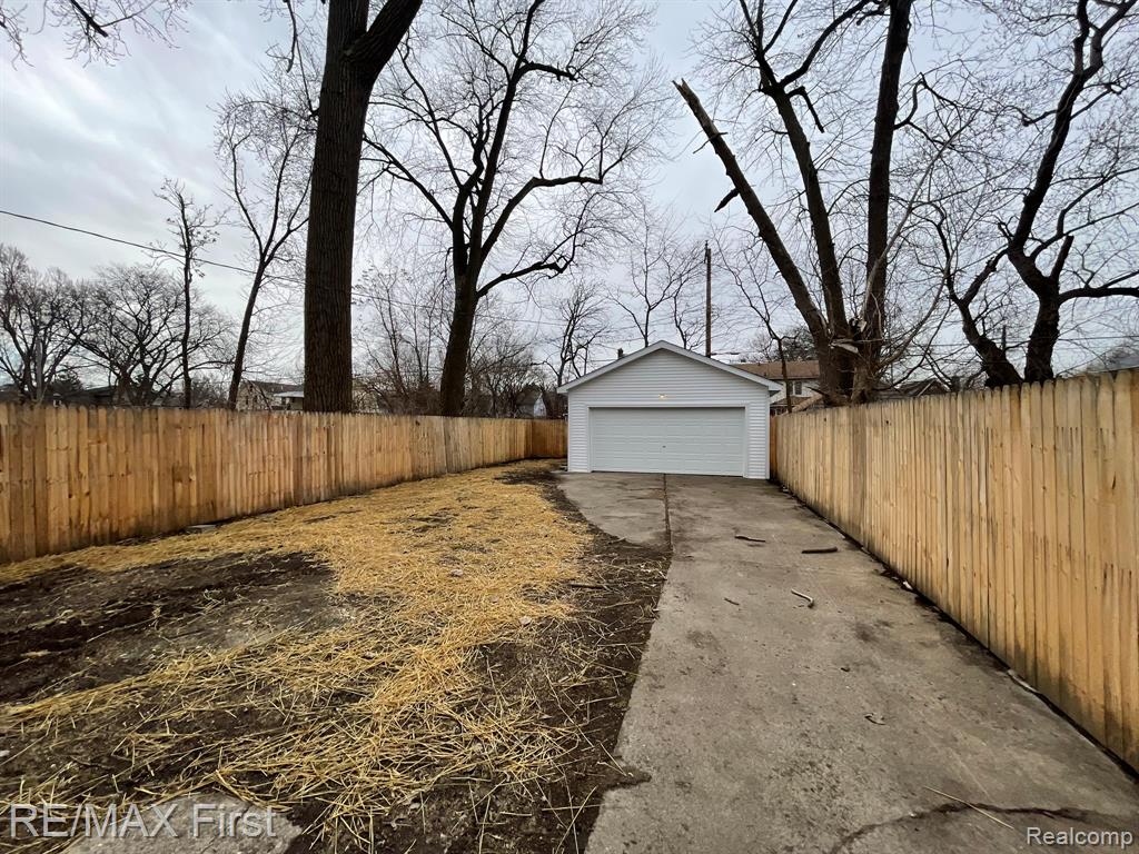 491 MARLBOROUGH Street, Detroit, MI 48215 — Photo 2