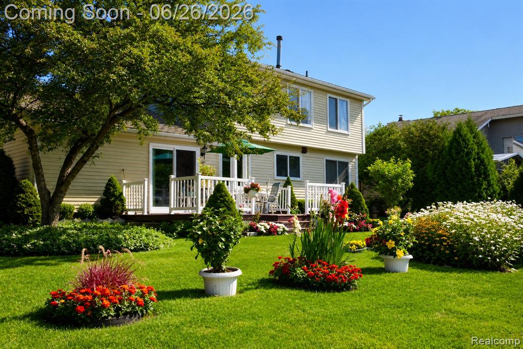 40437 Village Wood Road, Novi, MI — Photo 4