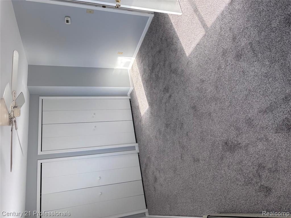 4997 Grand Court, West Bloomfield, MI 48324 — Photo 34