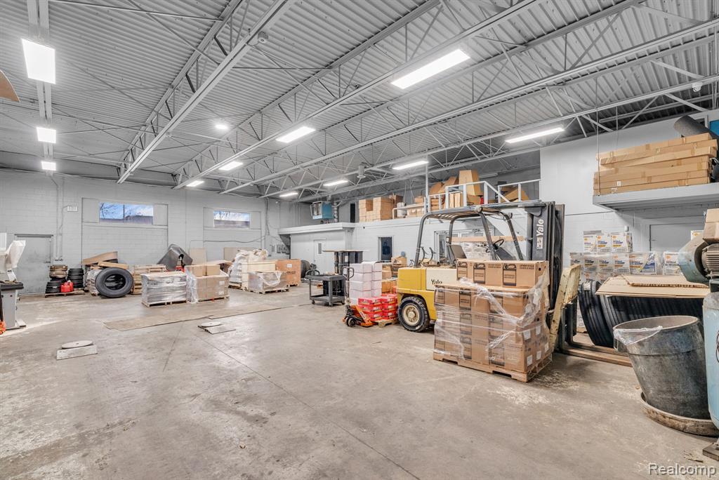 1475 S Newburgh Road, Westland, MI, 48186