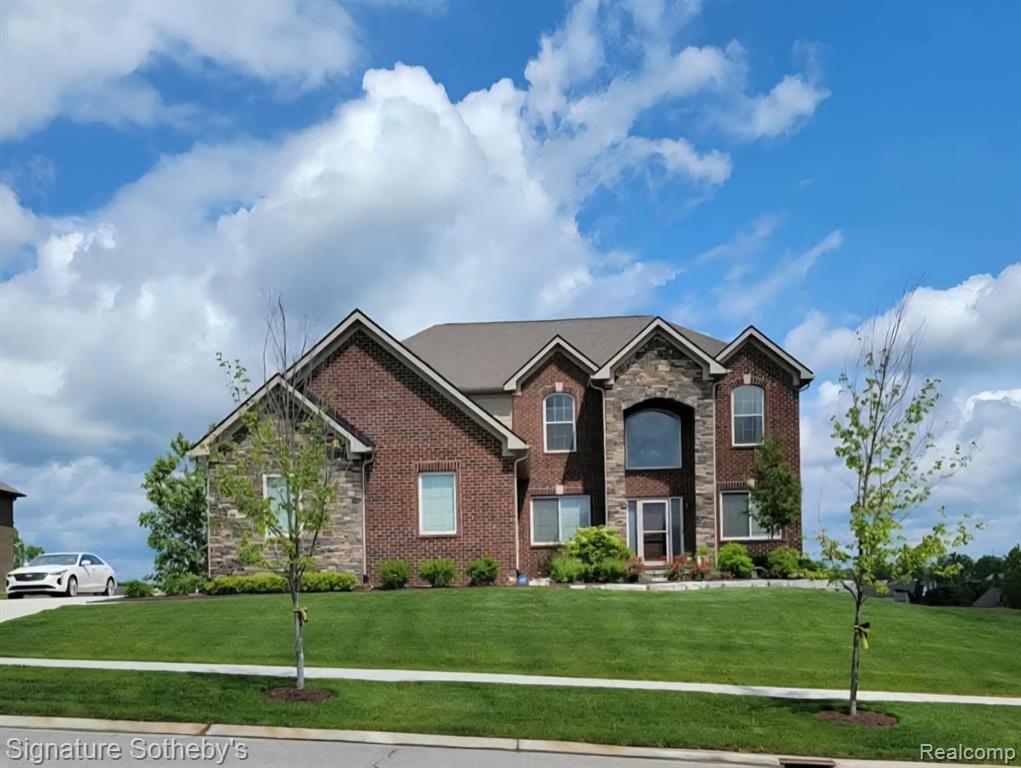 464 Overlook Drive, Oxford, MI 48371 — front exterior