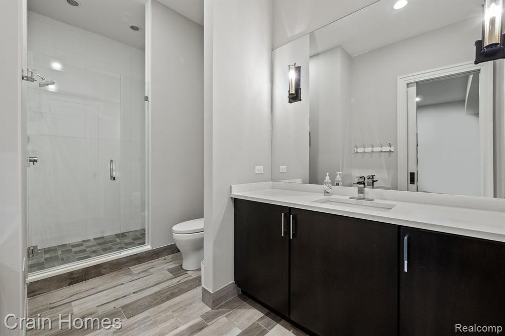 628 WATKINS Street, Birmingham, MI 48009 — Photo 34