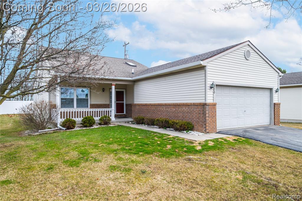 453 Pagels Court, Grand Blanc, MI 48439 — Photo 2