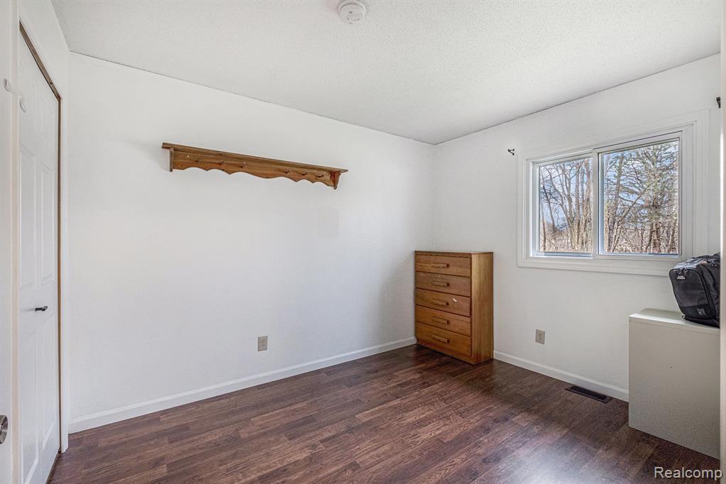1315 BEAVERBROOK Drive, Holly, MI 48442 — Photo 22