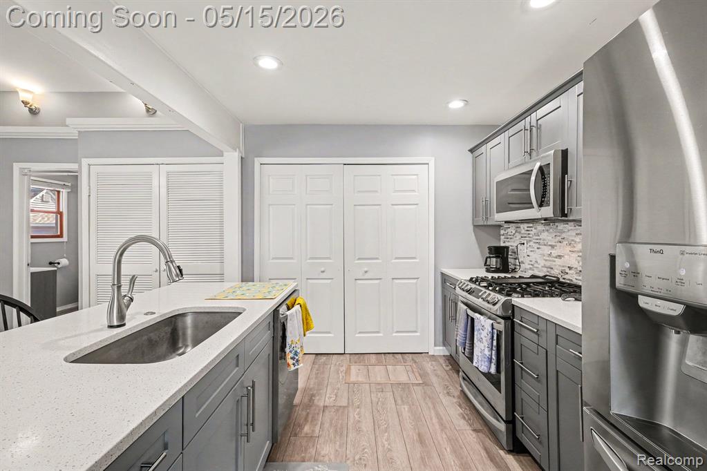 401 Lakeview Street, Holly, MI 48442 — Photo 11