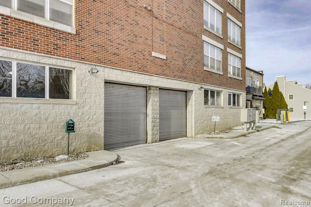 98 N Gratiot Avenue, Mount Clemens, MI 48043 — Photo 48