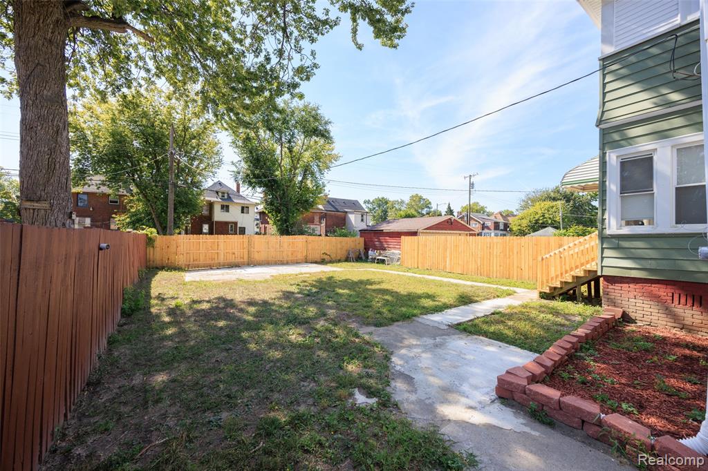 737 Webb Street, Detroit, MI 48202 — Photo 39