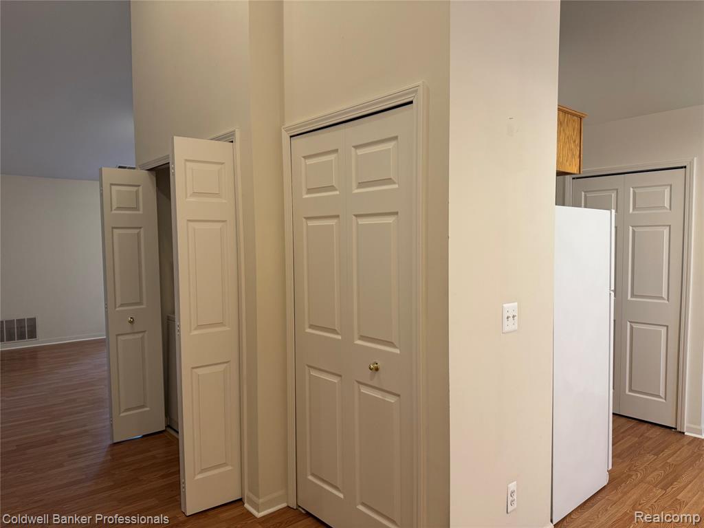 41022 Rose Lane, Clinton Twp, MI 48036 — Photo 12