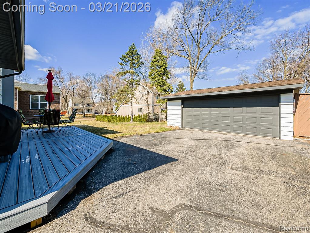 5208 Latimer Street, West Bloomfield, MI 48324 — Photo 22