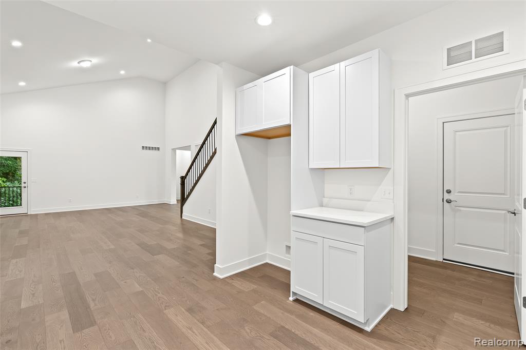 1487 ST JAMES Boulevard, Ann Arbor, MI 48108 — Photo 12
