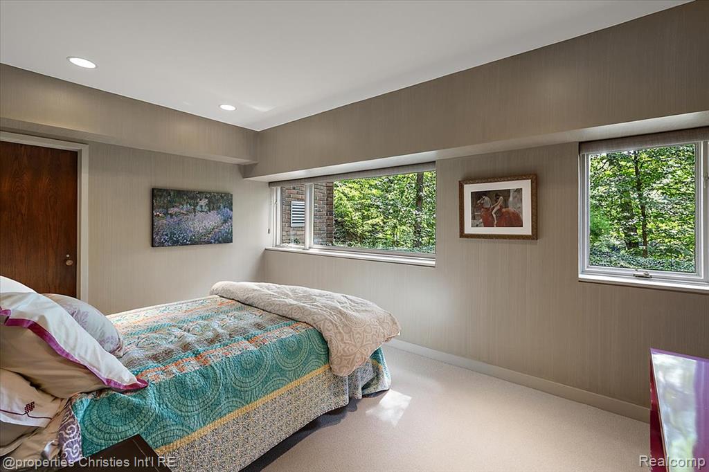 4647 Private Lake Drive, Bloomfield Hills, MI 48301 — Photo 59