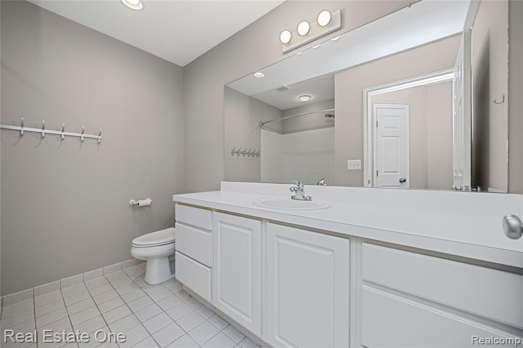 4659 Camelina Street, Commerce Twp, MI 48382 — Photo 39