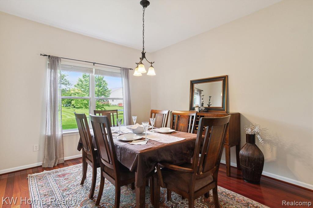 4672 NUTMEG Drive, Ypsilanti, MI 48197 — Photo 12
