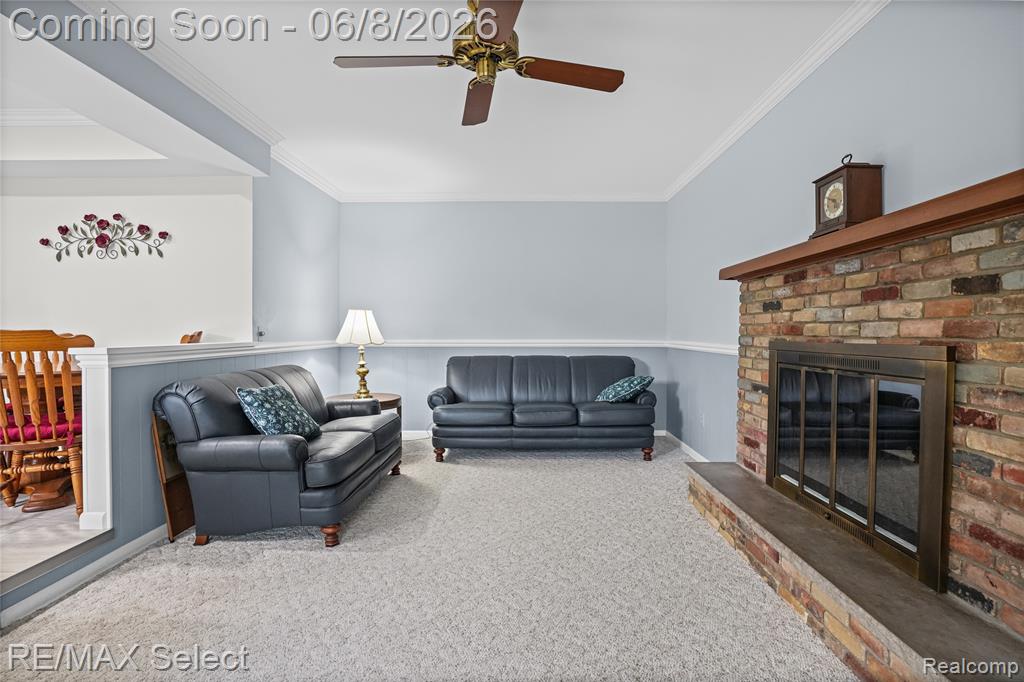 1333 Hidden Oaks Court, Flint, MI 48507 — Photo 10