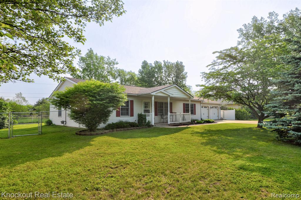 966 Athletic Street, Vassar, MI 48768 — Photo 3