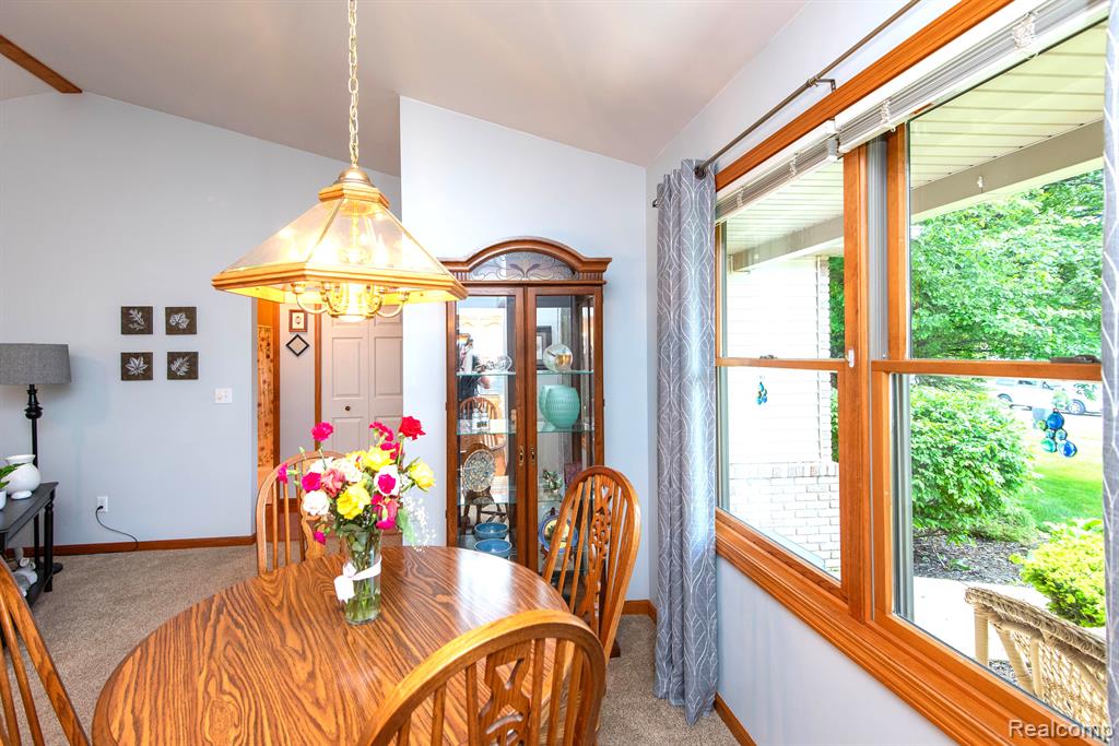 906 VILLAGE Drive, Davison, MI 48423 — Photo 18