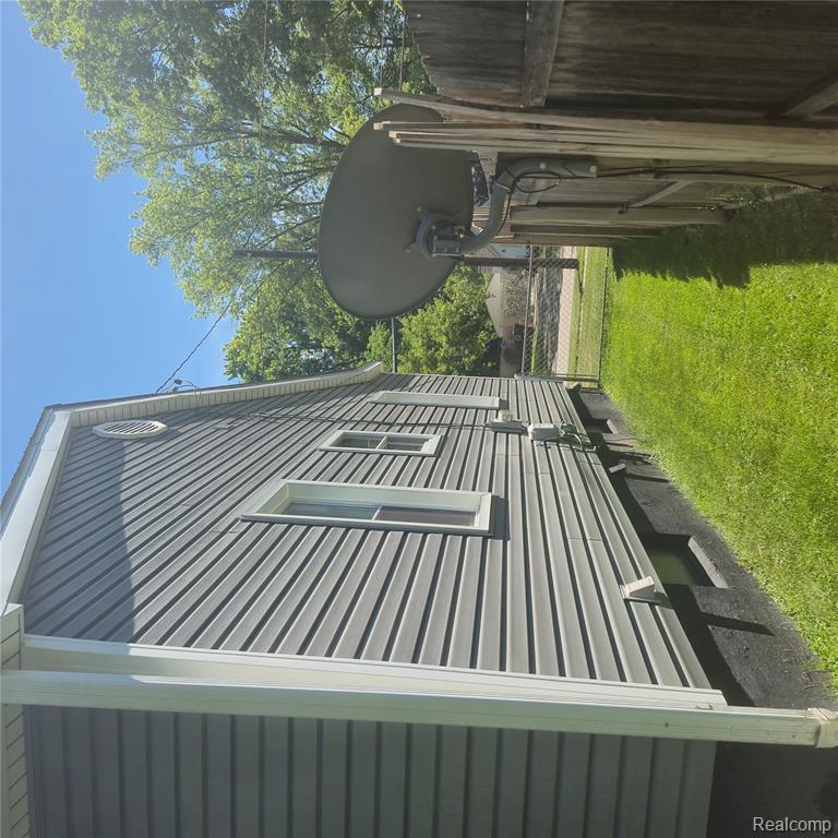 822 Crawford Street, Flint, MI 48507 — Photo 7