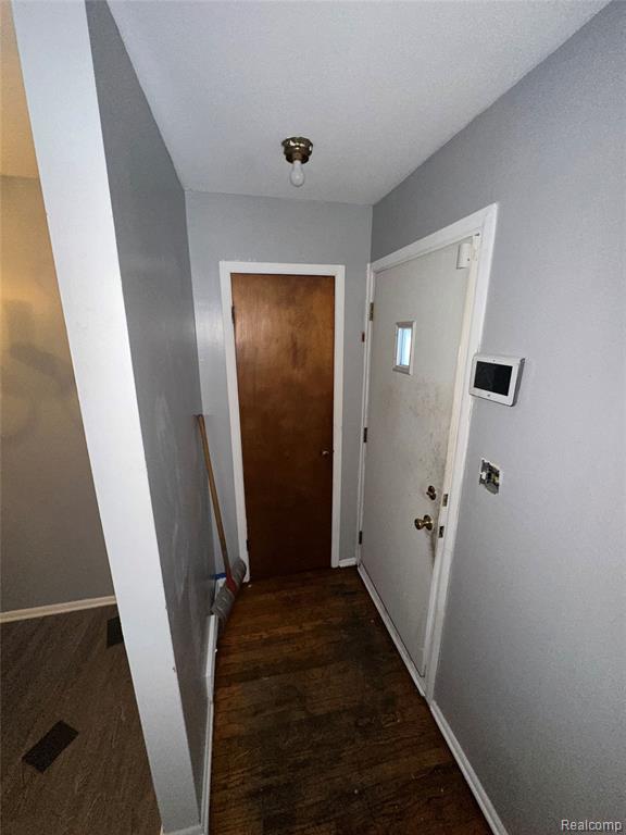 4900 Elmhurst Street, Detroit, MI 48204 — Photo 6