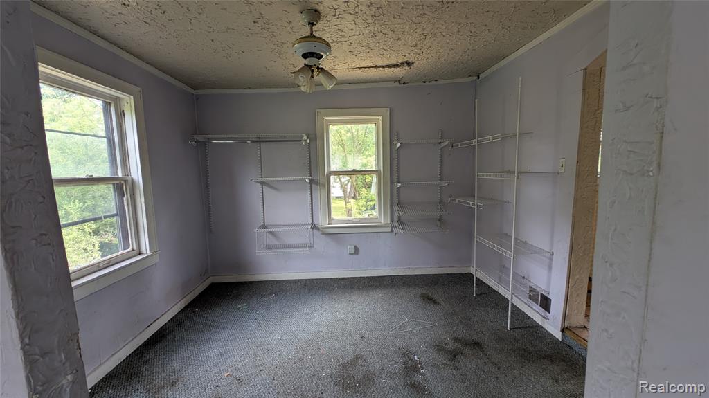 53 N Midland Drive, Pontiac, MI 48342 — Photo 32
