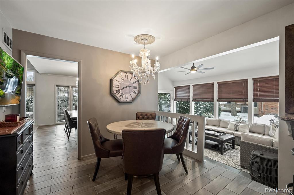 4926 Oak River Drive, Troy, MI 48098 — Photo 18