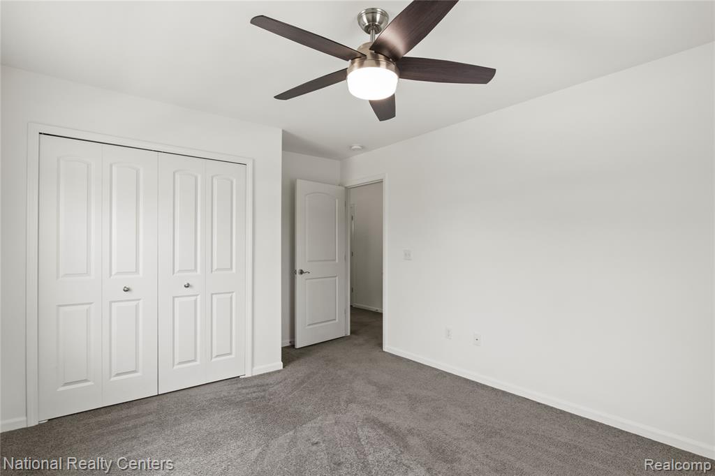 451 Goodrich, Wixom, MI — Photo 26