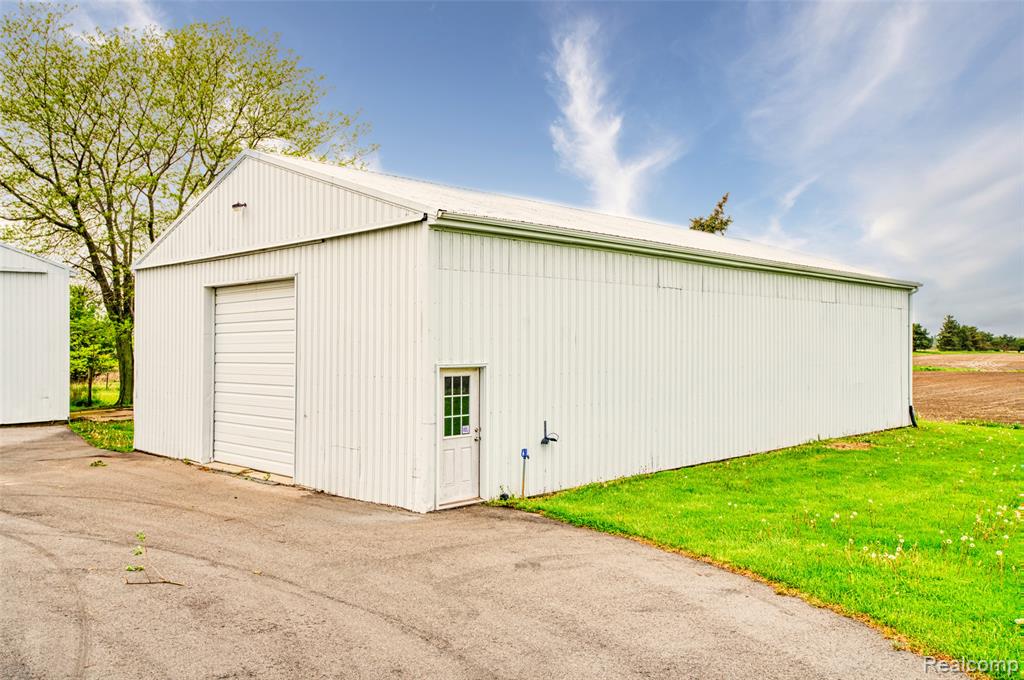 8653 Burnside Rd, Brown, MI 48416 — Photo 35