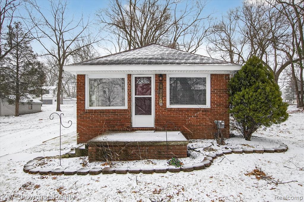 1860 Ladd Road, Wolverine Lake, MI 48390 — Photo 3