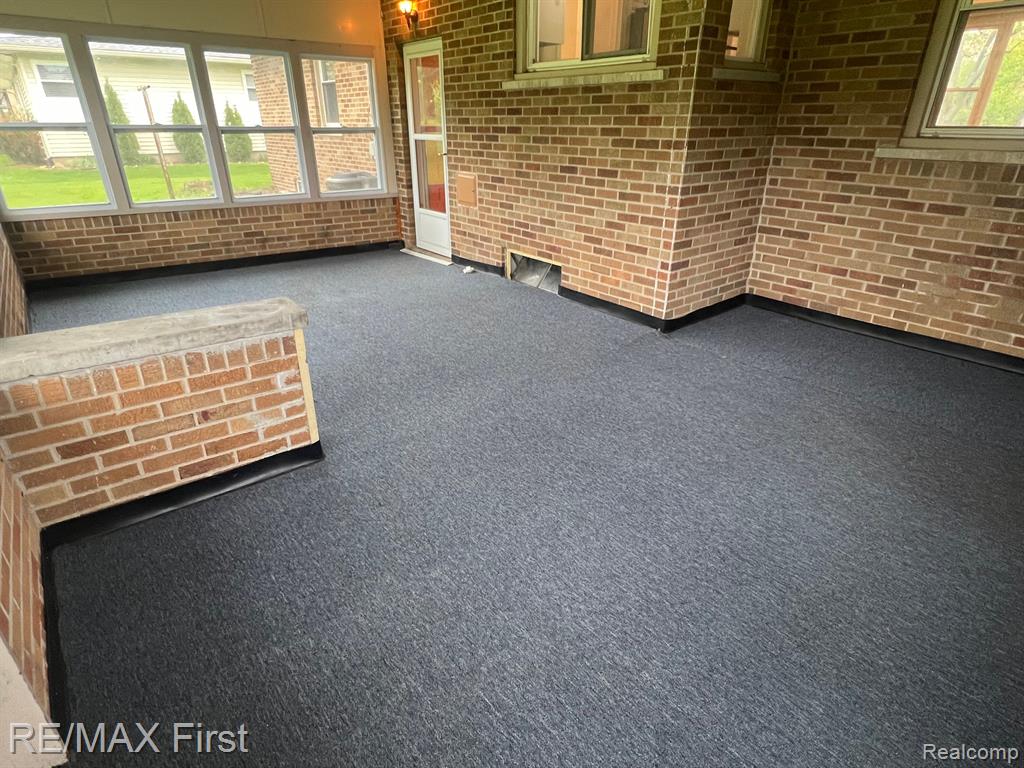 5721 WRIGHT Drive, Troy, MI 48098 — Photo 5