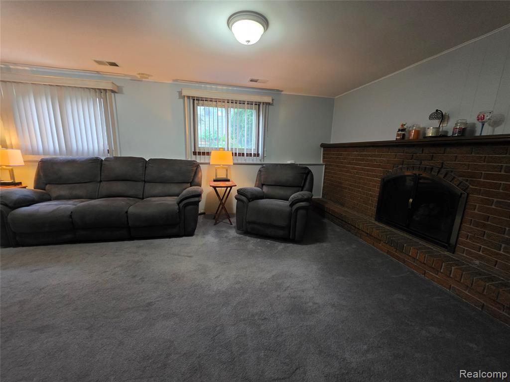 40804 Ivywood Lane, Plymouth, MI 48170 — Photo 17