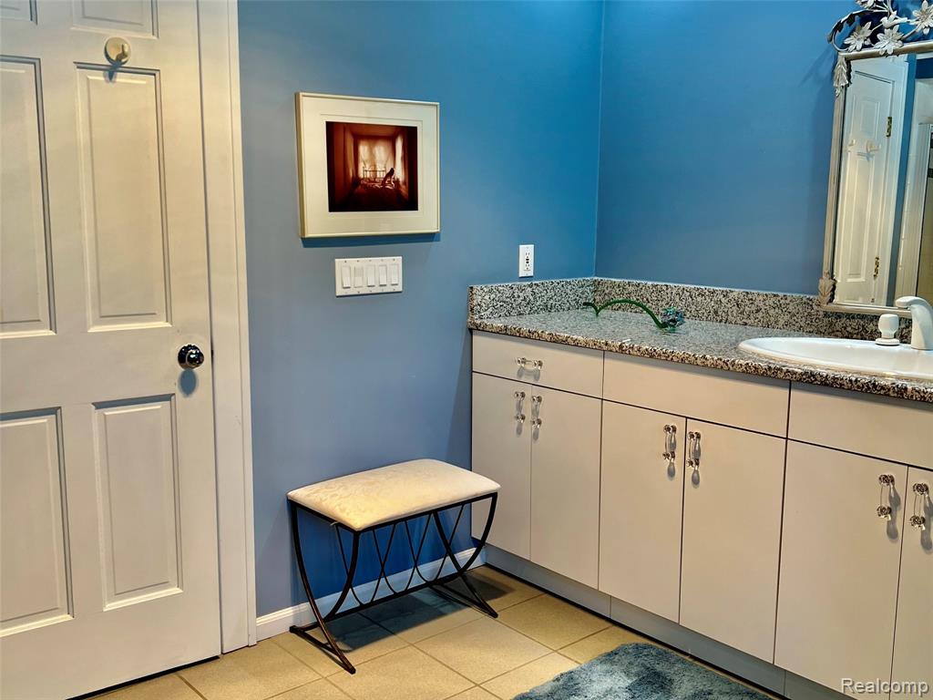 488 Vinewood Avenue, Birmingham, MI 48009 — Photo 22