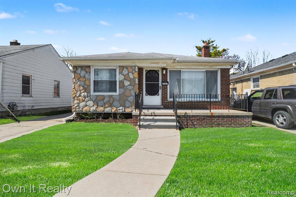 6791 Winthrop Street, Detroit, MI 48228 — front exterior