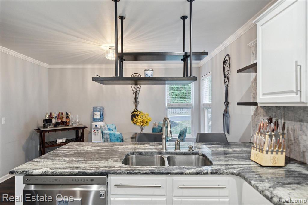 791 Milford Glen Court, Milford, MI 48381 — Photo 15